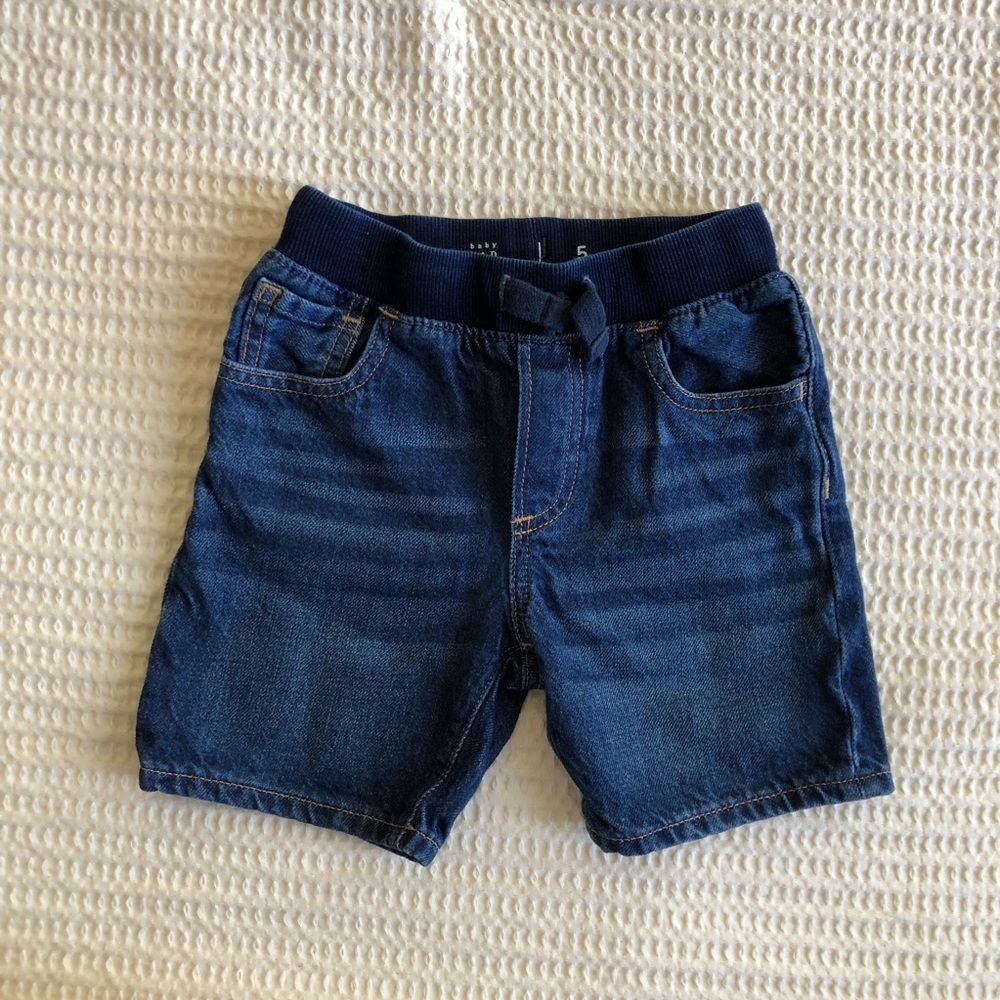 GAP Kid’s Navy Denim Knit Waist Shorts Size 5T
